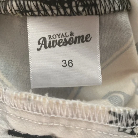 Royal and awesome mens size 36 fun print golf shorts - Picture 6 of 9